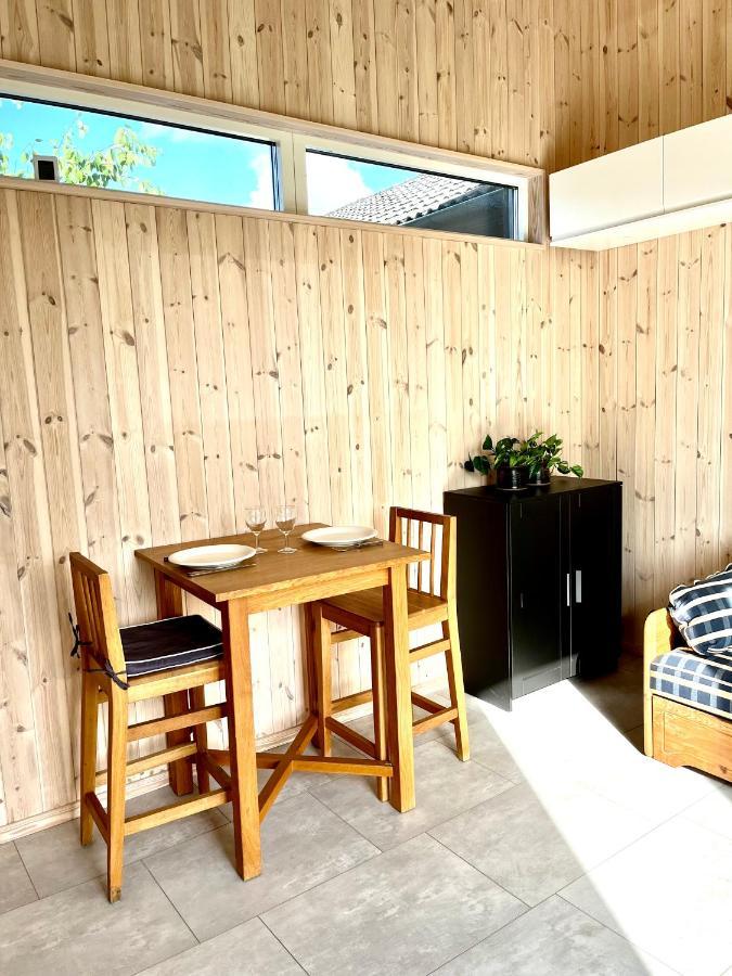 Neptuni Bed And Kitchen Villa Varberg Exterior photo